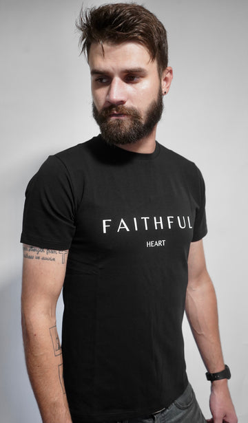 Faith T-shirt in black